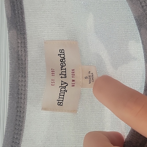 Light green camo oversized top - Picture 2 of 4